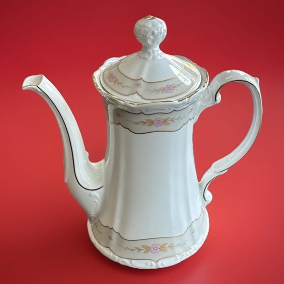vintage mitterteich bavaria germany Coffee or tea pot like new gold trim floral - Picture 1 of 9
